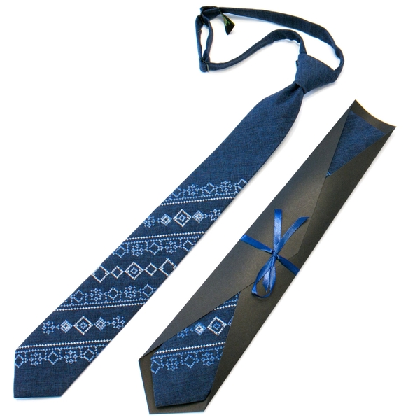 Купити Підліткова краватка з вишивкою НАШI РEЧI (Nashi Rechi)